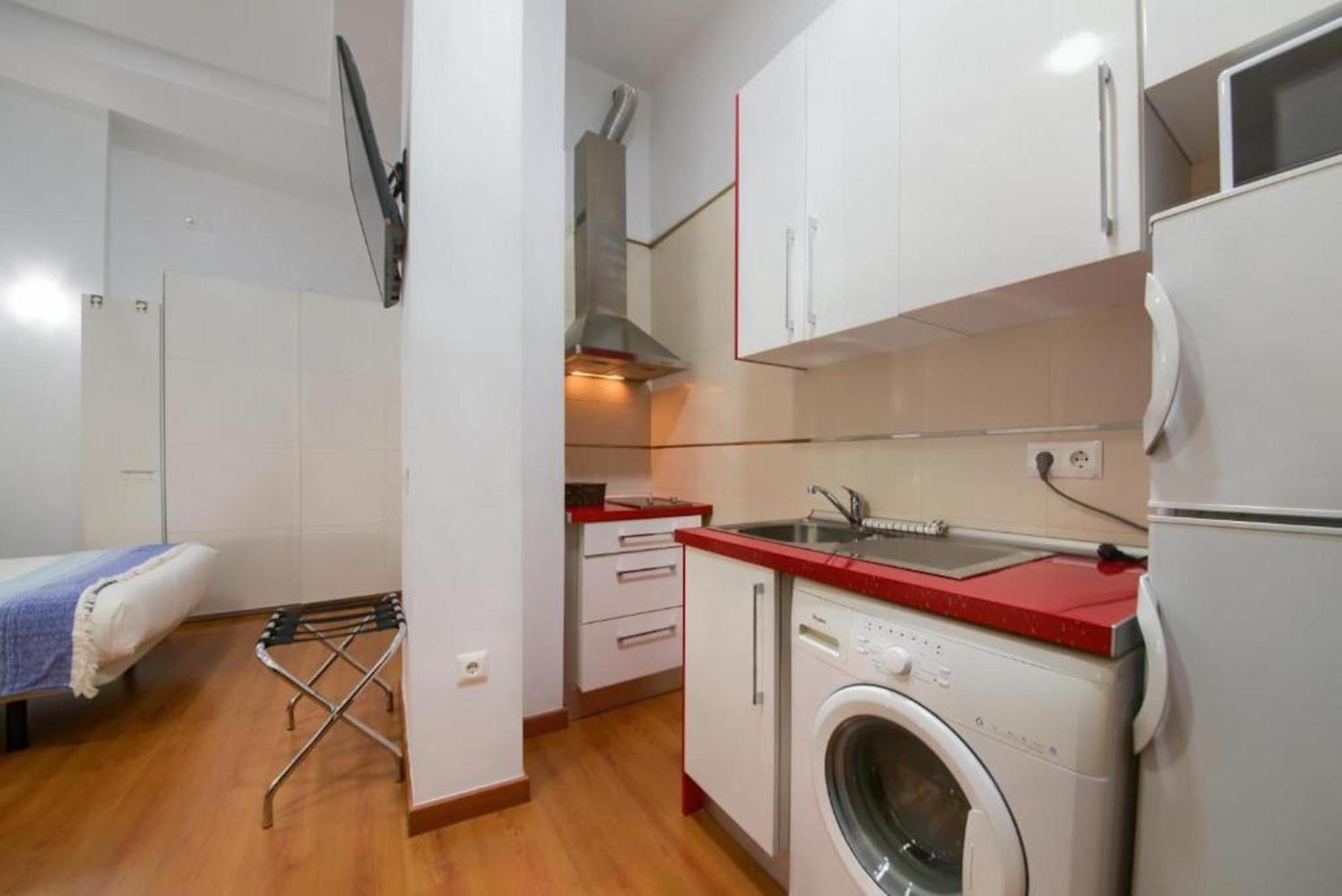 Apartments Holidays2Malaga City Center * Malaga