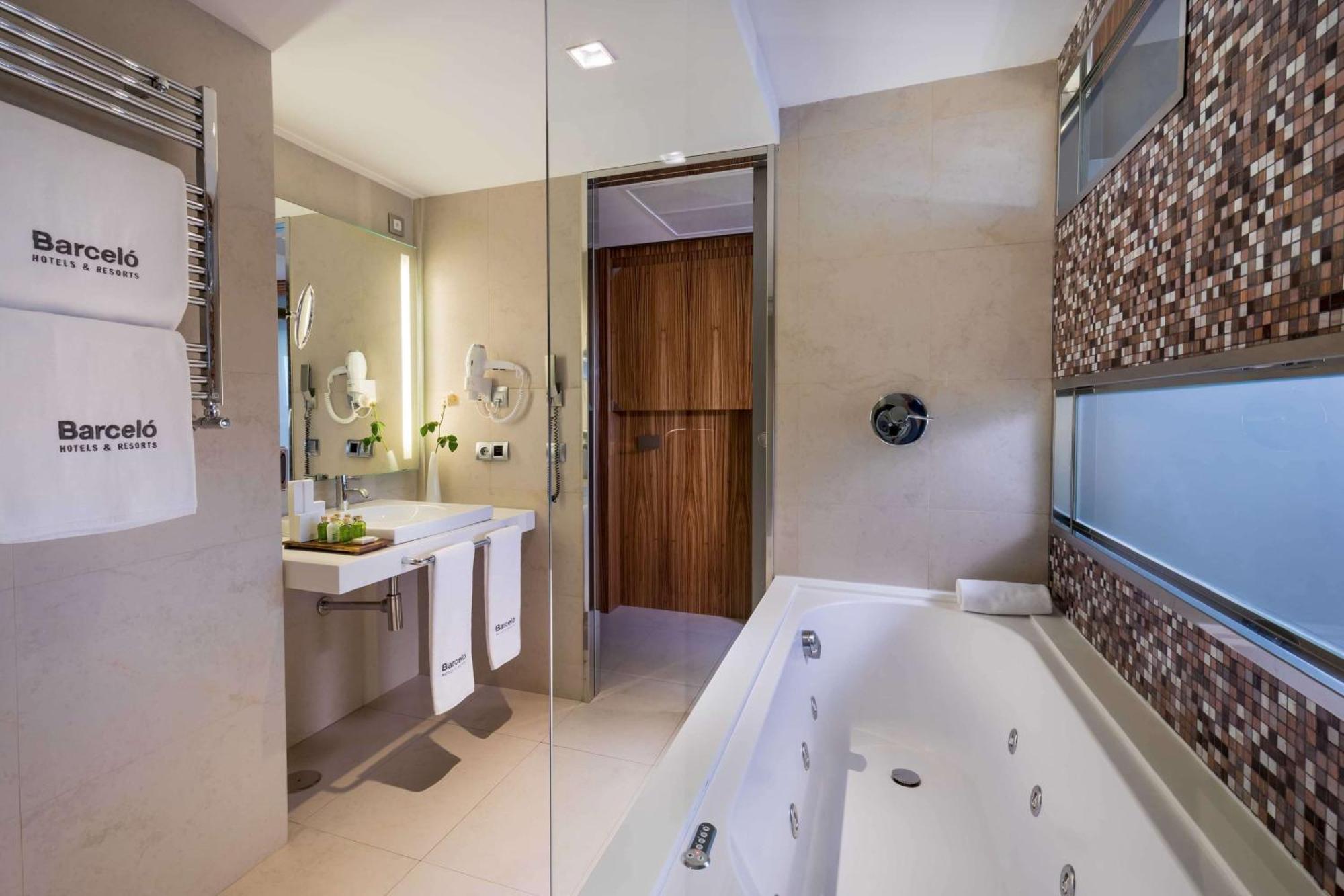 Barceló Hotel 4*