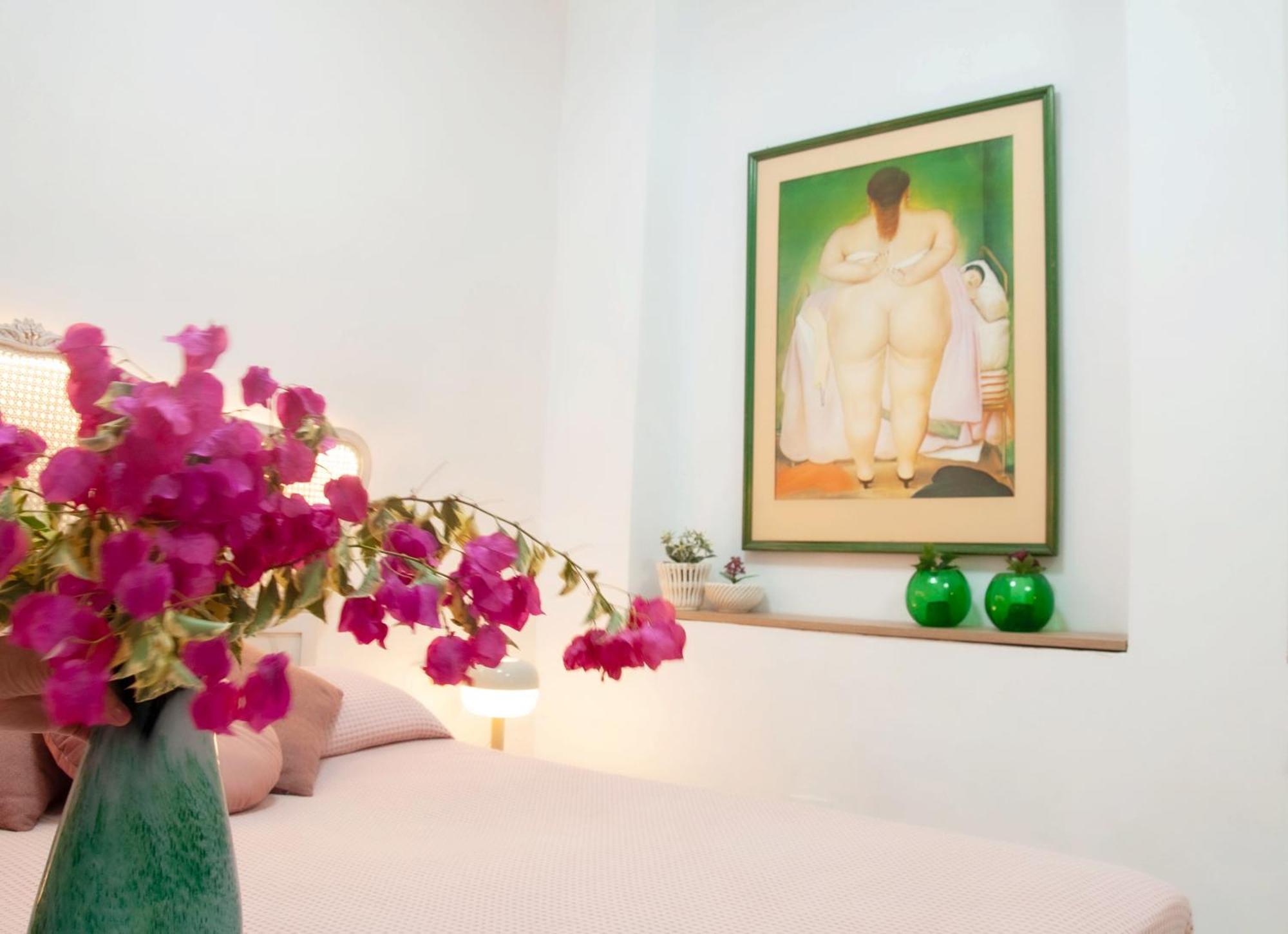 Dreams Oldtown Free Parking By Easytrip * Málaga