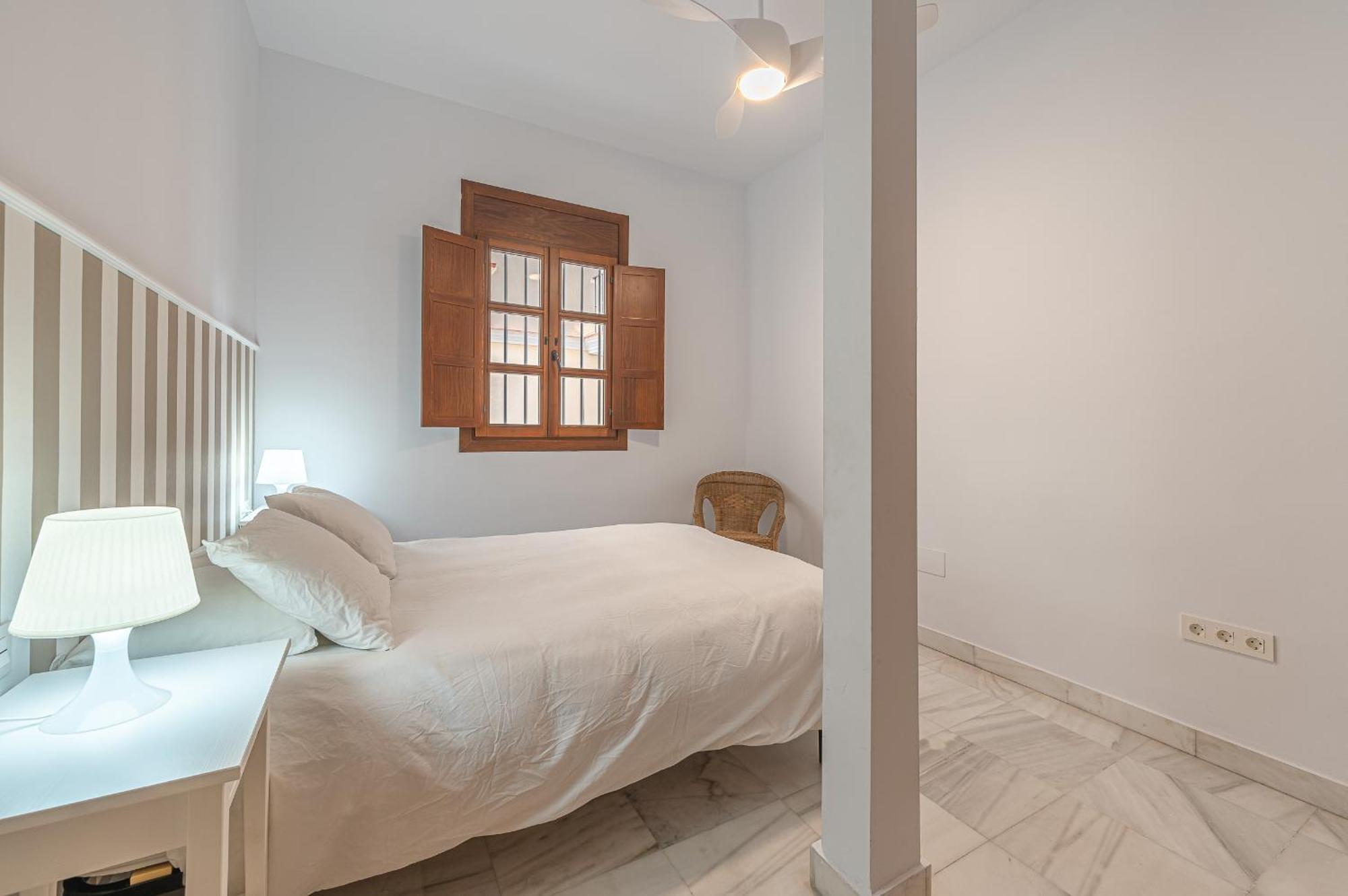 Apartment Dona Elvira Carreteria
