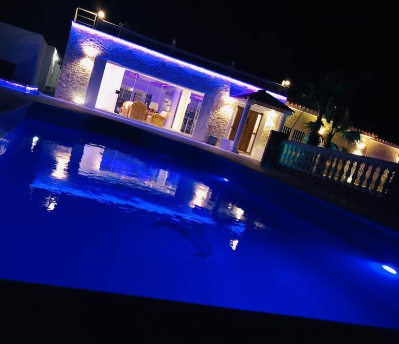 Sunny Mijas With Large Pool Free Parking Сasa de vacaciones *