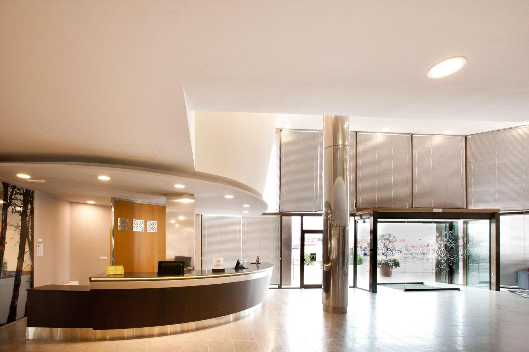 Hilton Garden Hotel 4*
