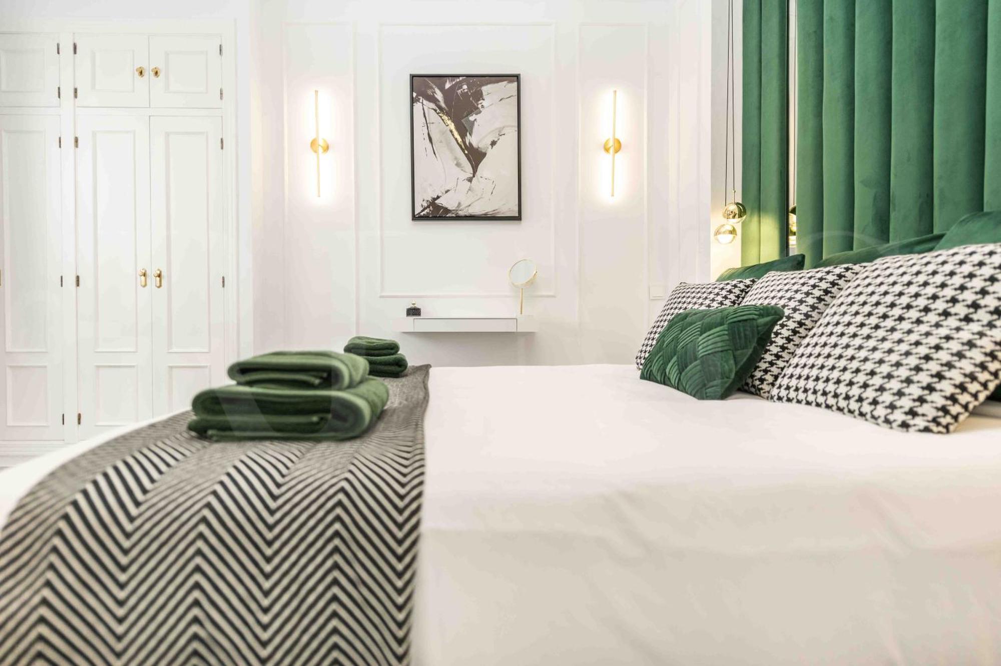 Apartment Deluxe - Historic Center By Rems *