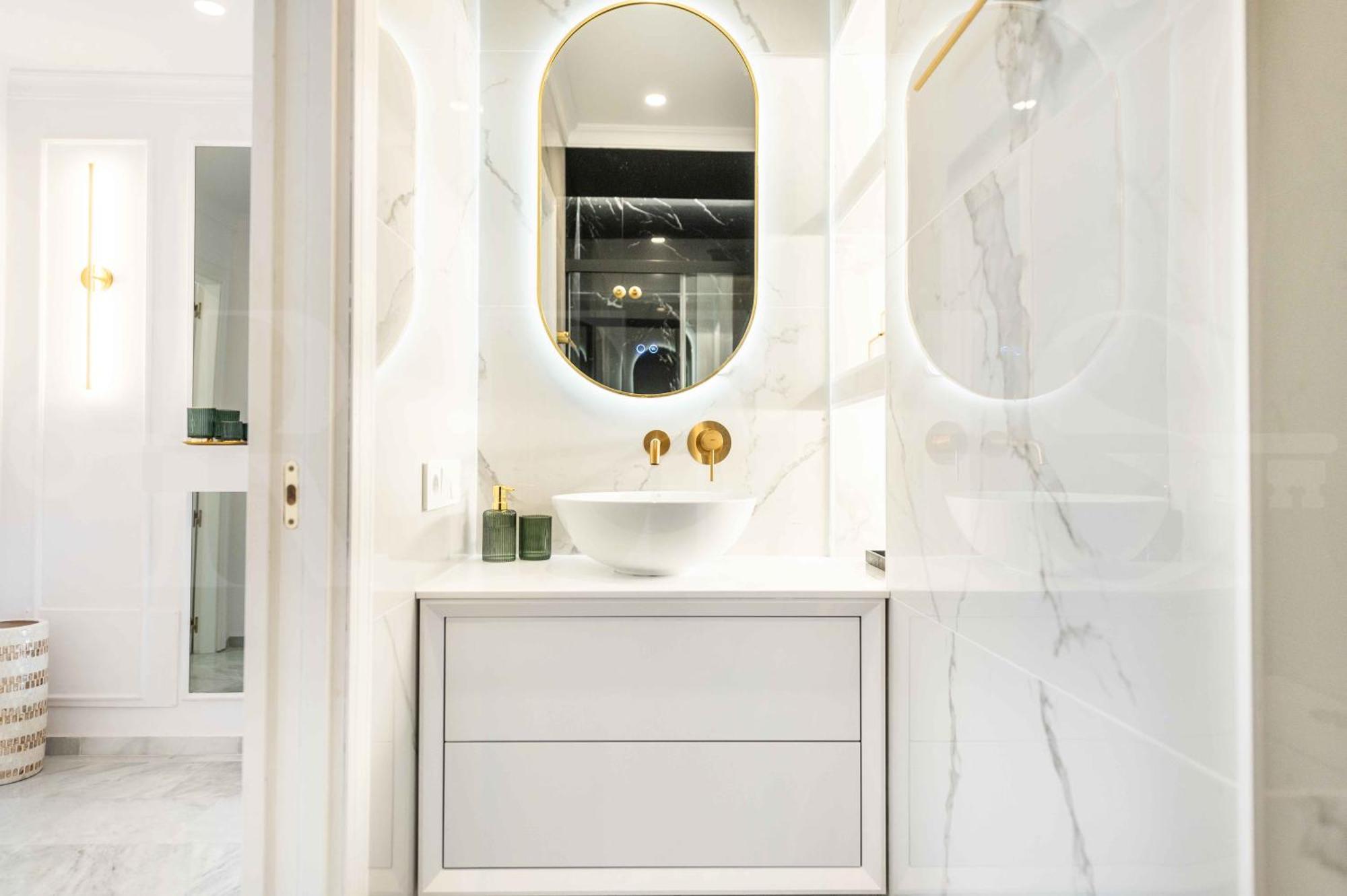 Apartment Deluxe - Historic Center By Rems