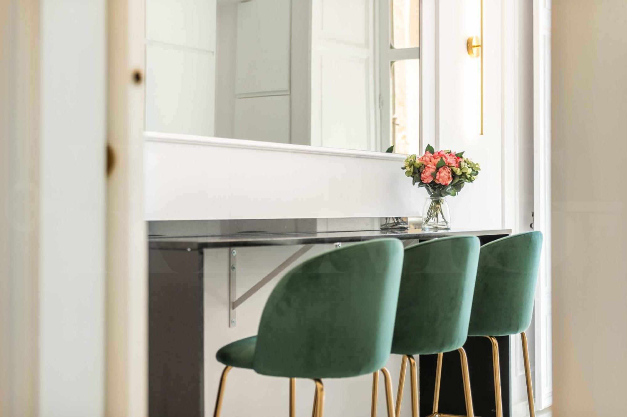 Apartment Deluxe - Historic Center By Rems