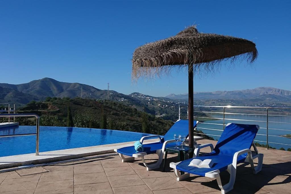 Adelfas, Piscina Infinity Сasa de vacaciones