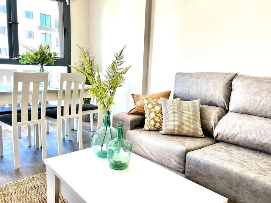 Apartamento Teatinos Premium Nuevo Con Piscina Málaga