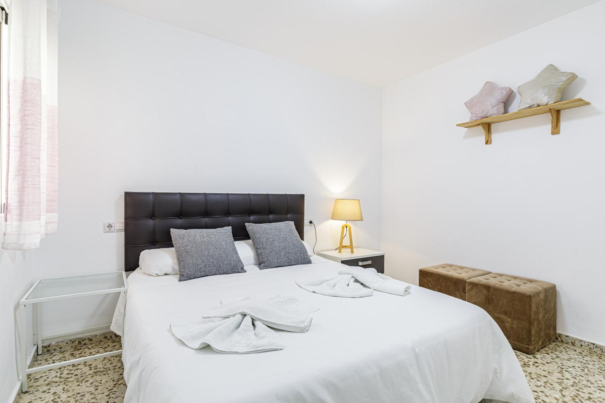 Apartamento Piso Amplio Cerca Del Centro De Capital Málaga