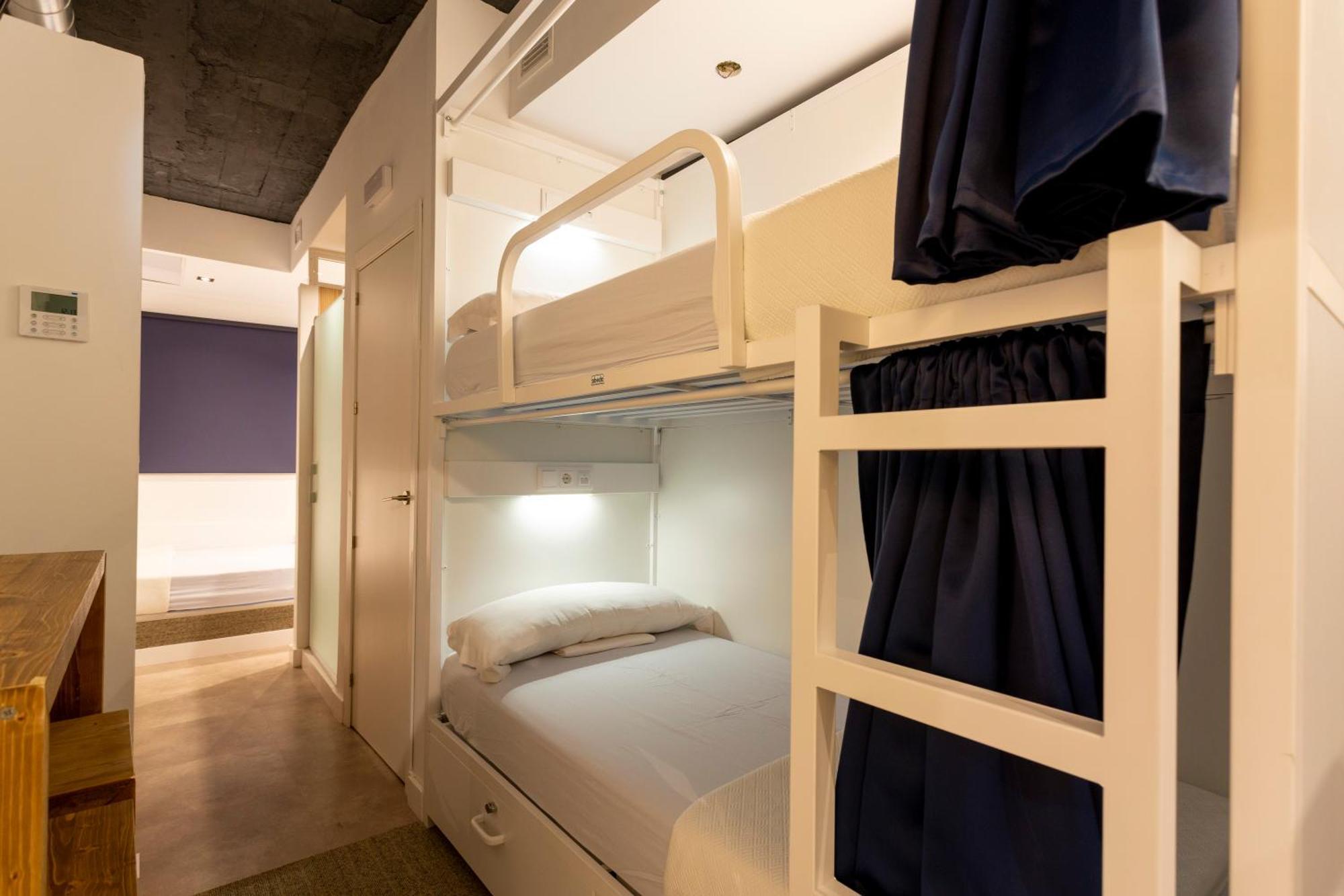 Stop Ab Hostel Malaga