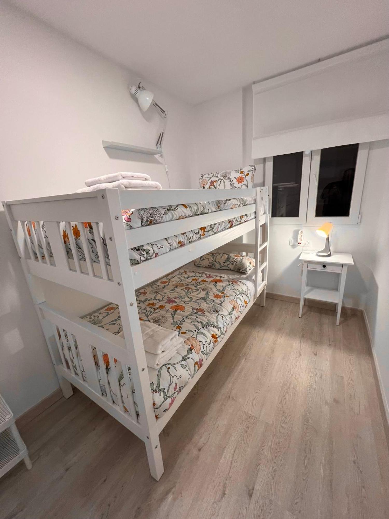 Apartamento Gran Ritz Grupos Y Familias Terraza Y Parking Doble Málaga