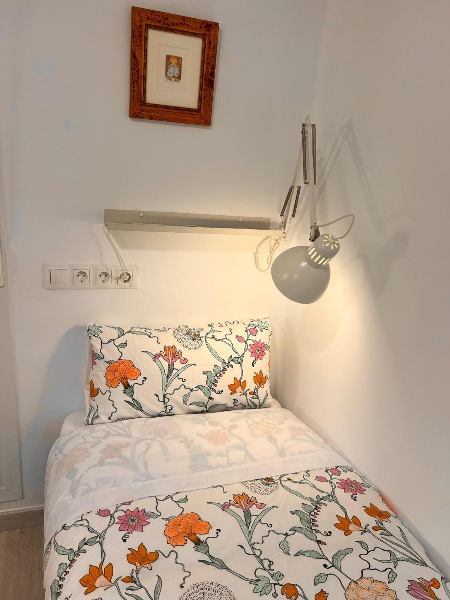 Gran Ritz Grupos Y Familias Terraza Y Parking Doble Apartamento Málaga