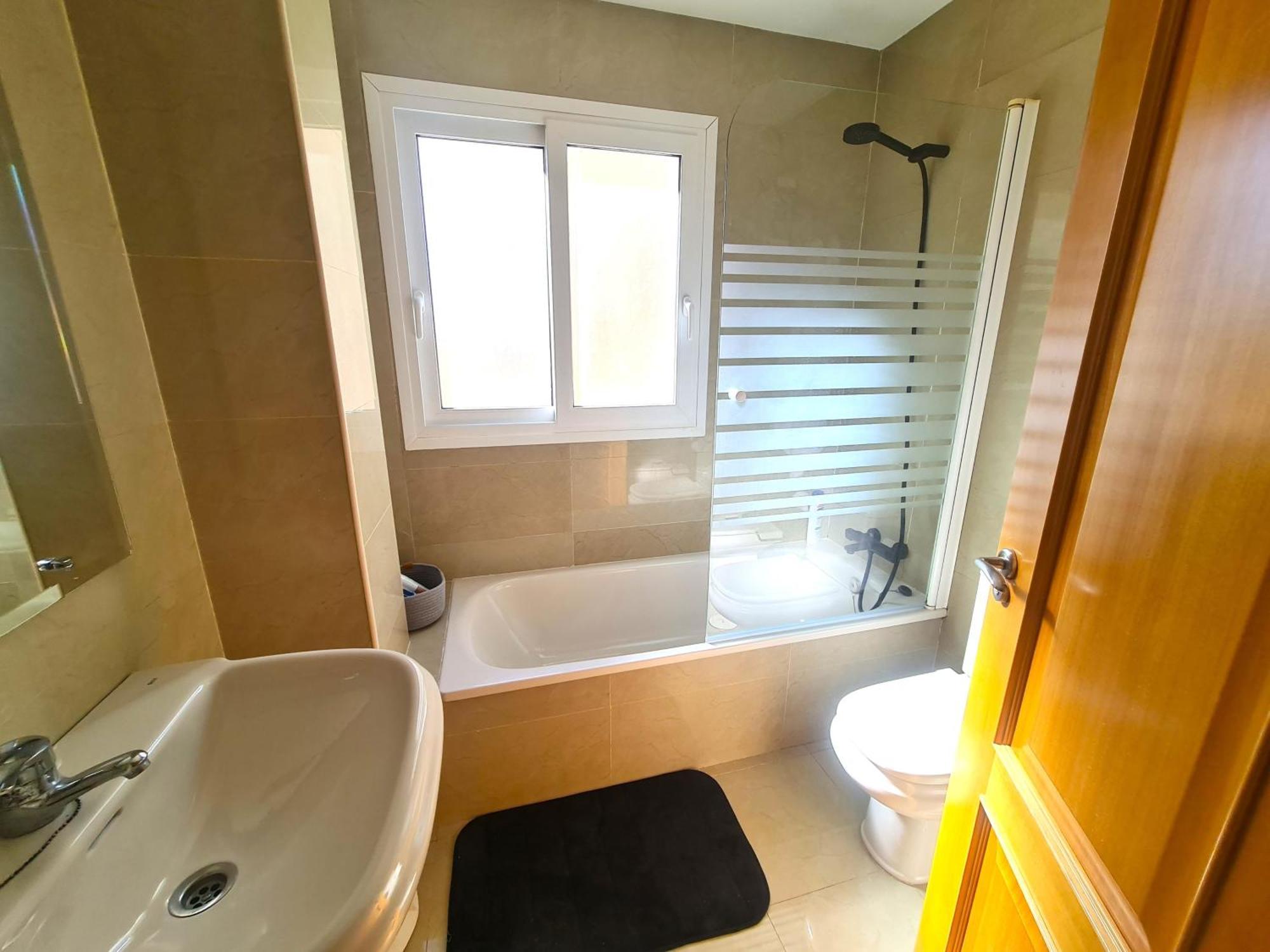 Apartamento Ave Huelin 3rooms Con Parking Y Ac