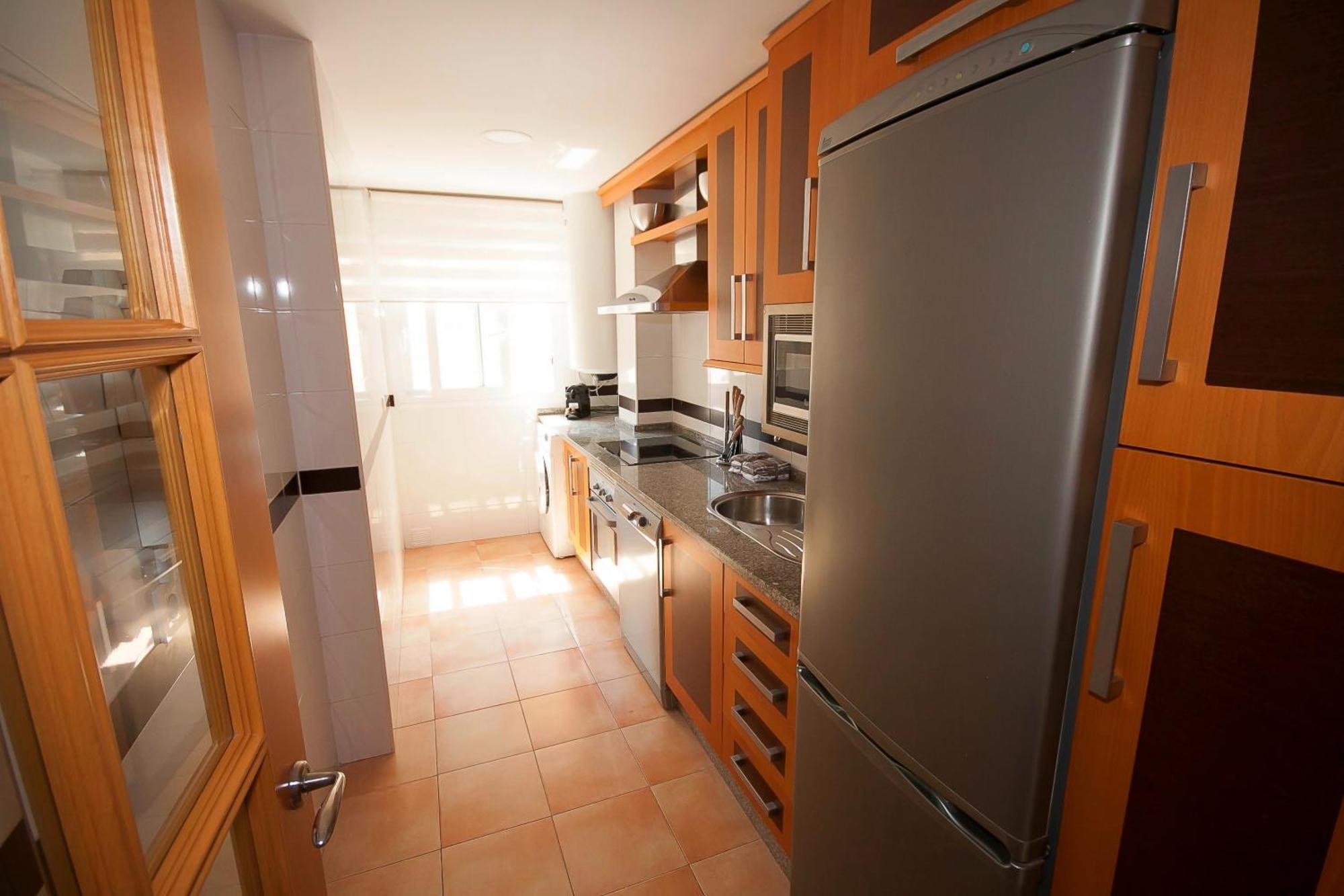 Ave Huelin 3rooms Con Parking Y Ac