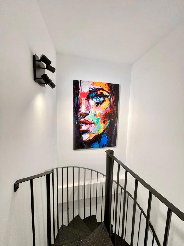 Apartamento Historical Centre! Private Terrace & Gym-near Public Parking