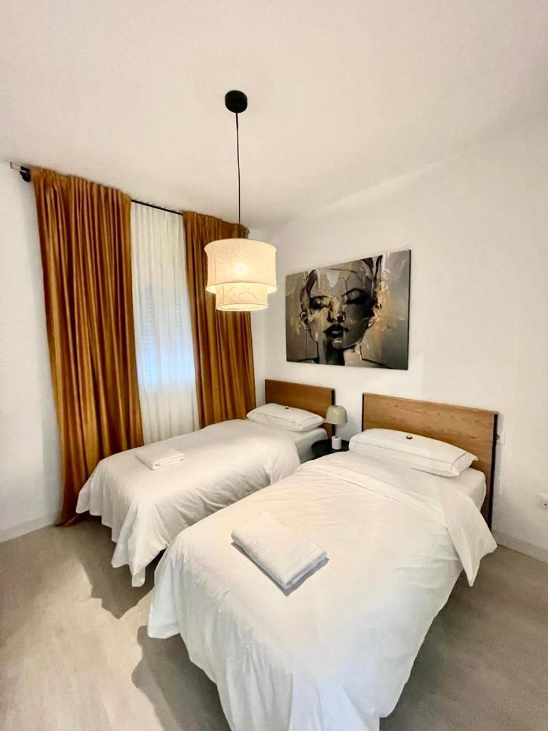 Apartamento Historical Centre! Private Terrace & Gym-near Public Parking