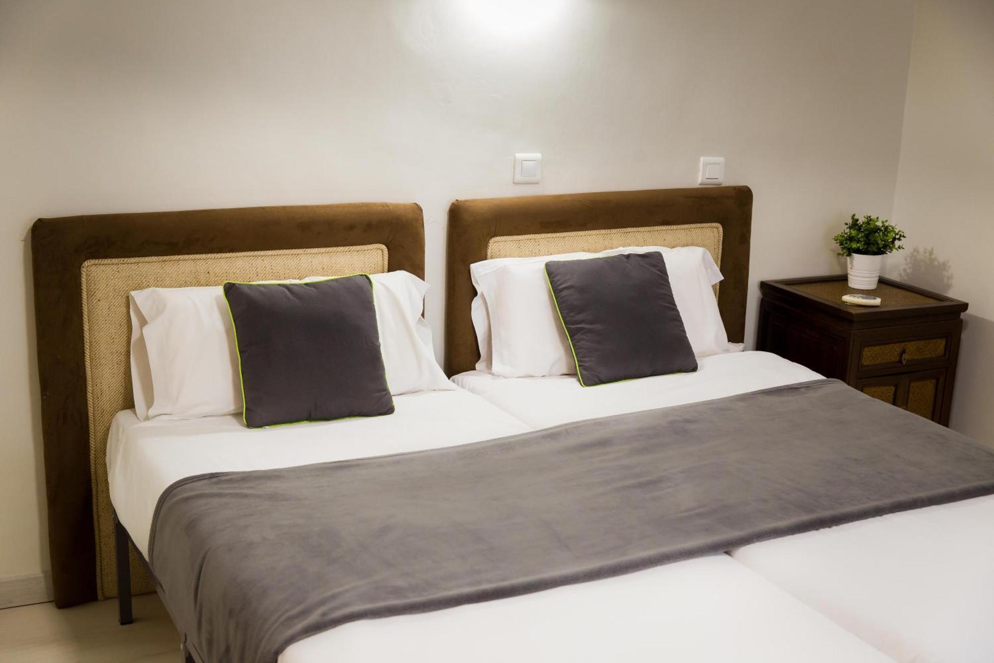 Apartments Holidays2Malaga City Center Malaga