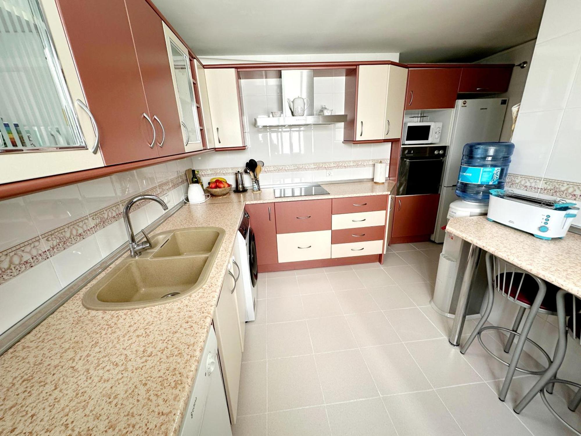 Capital - Zona Oeste: Parking-wifi-piscina *