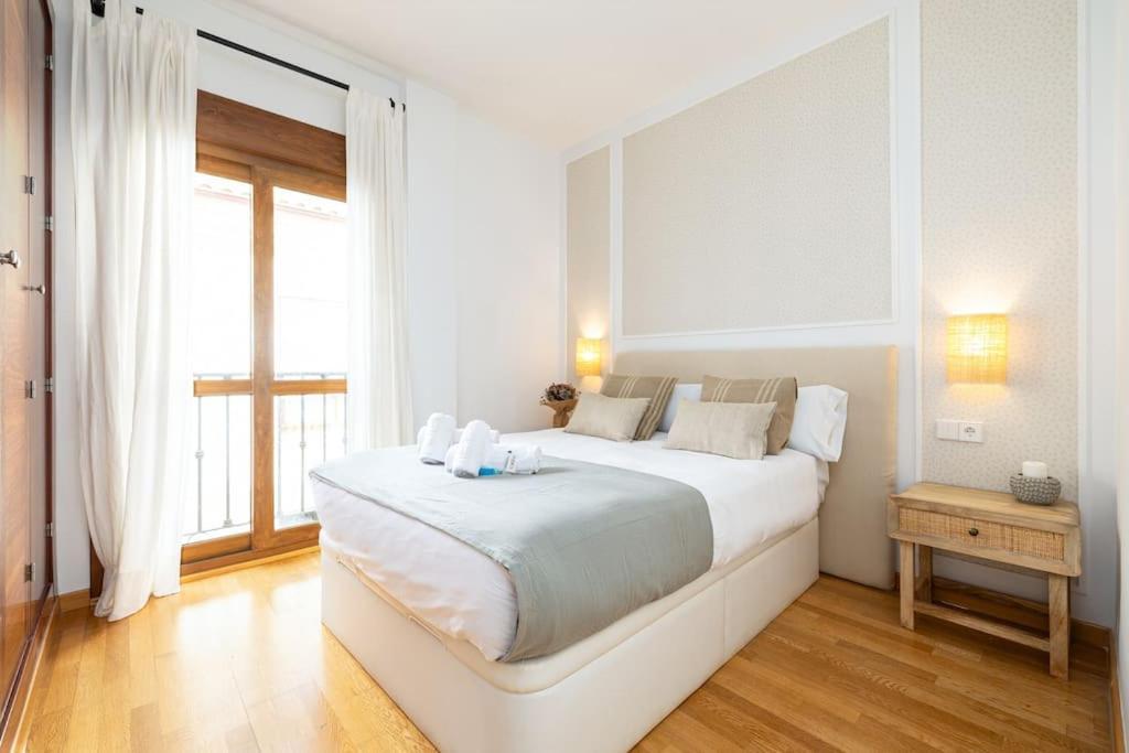 Apartment With Pool Malaga