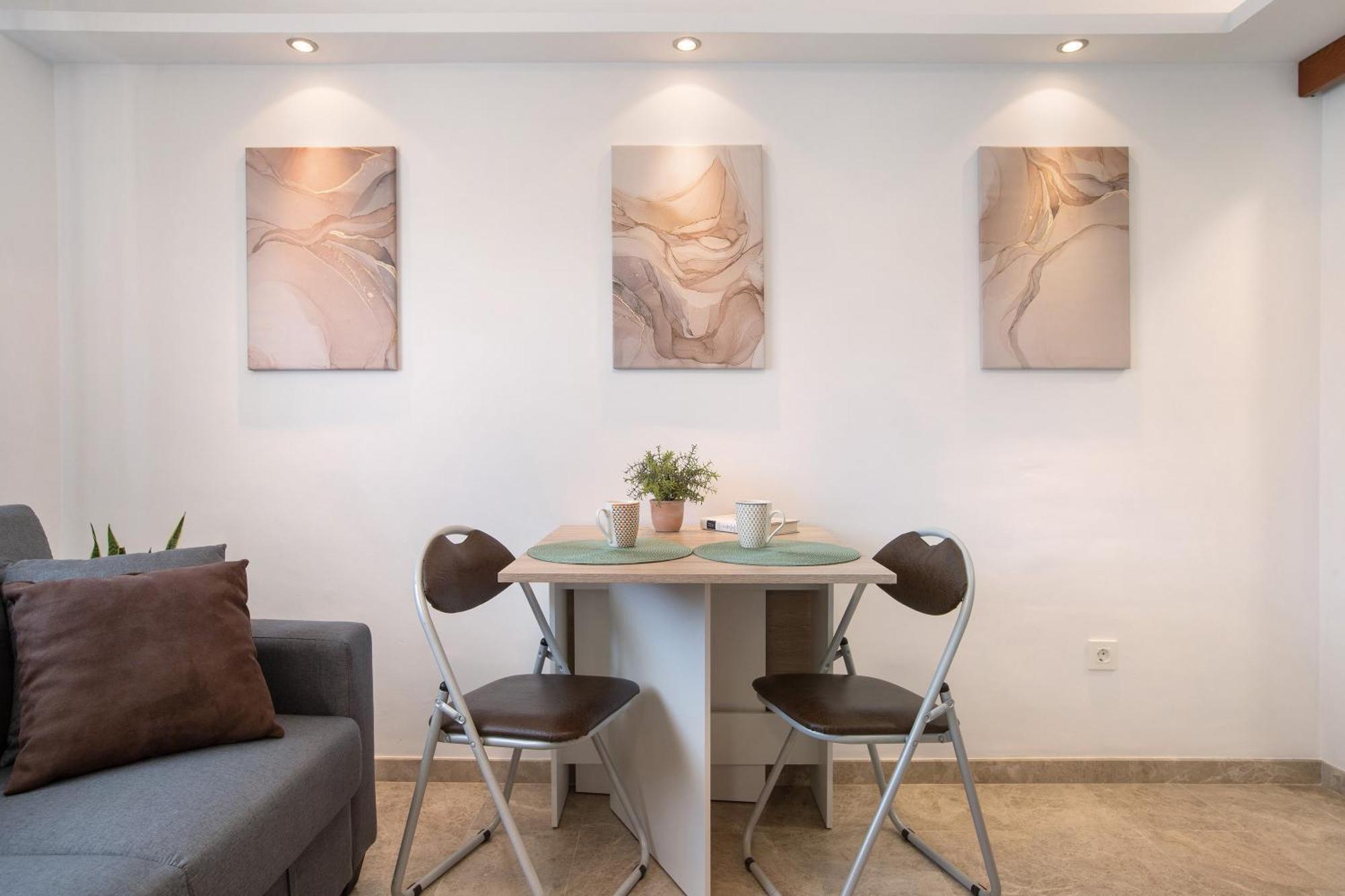 Carlos Haya Apartment *