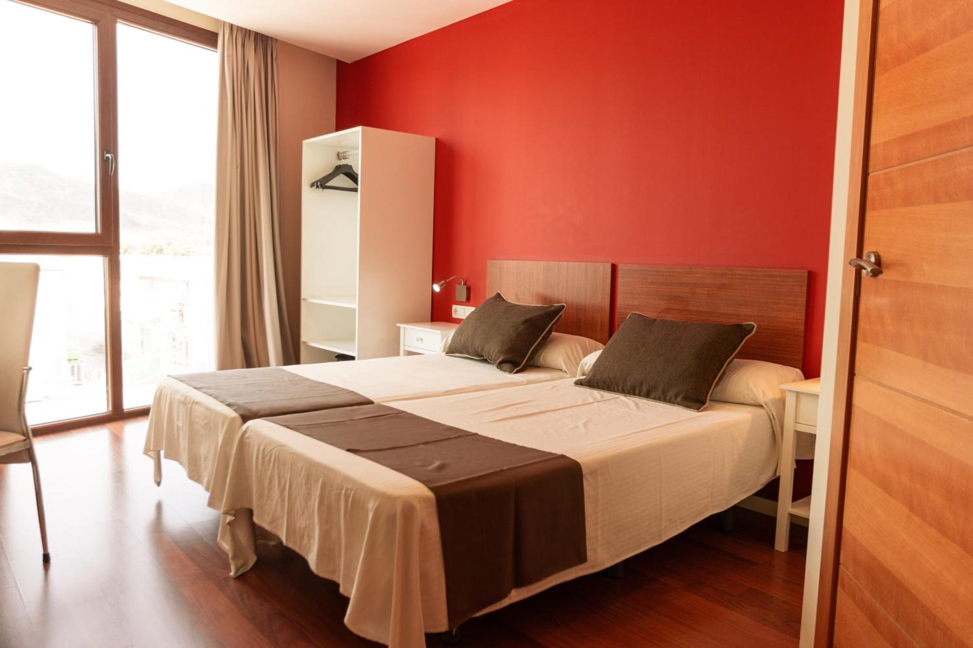 Hotel Gce 2*