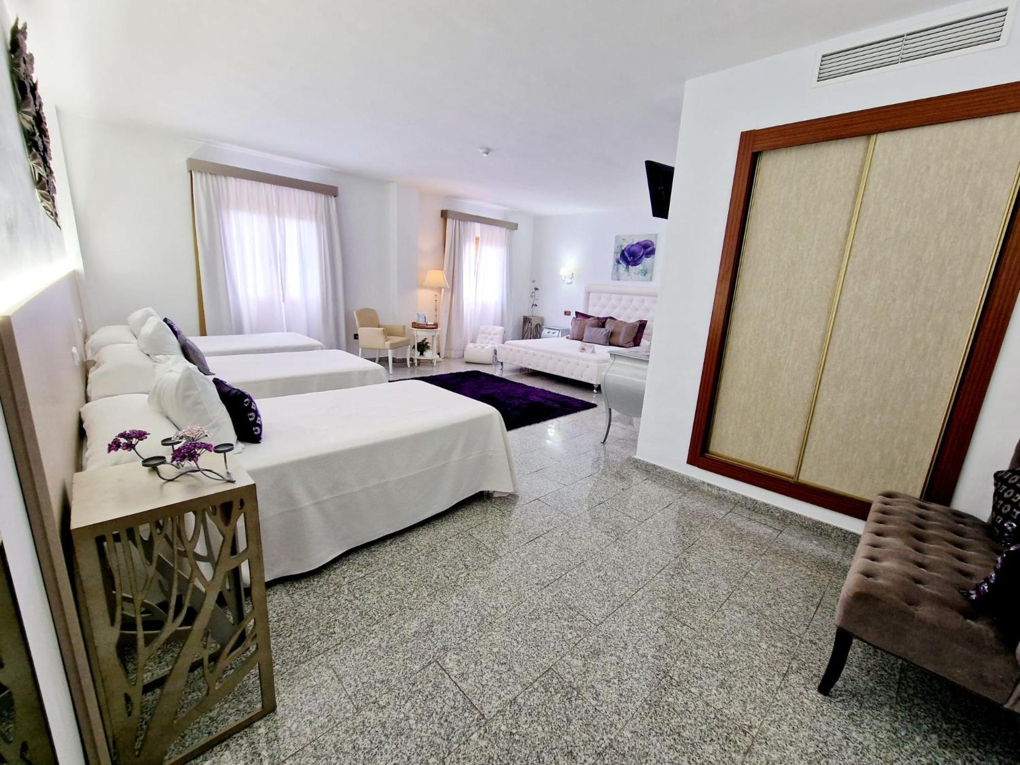 Plaza Del Castillo 4*