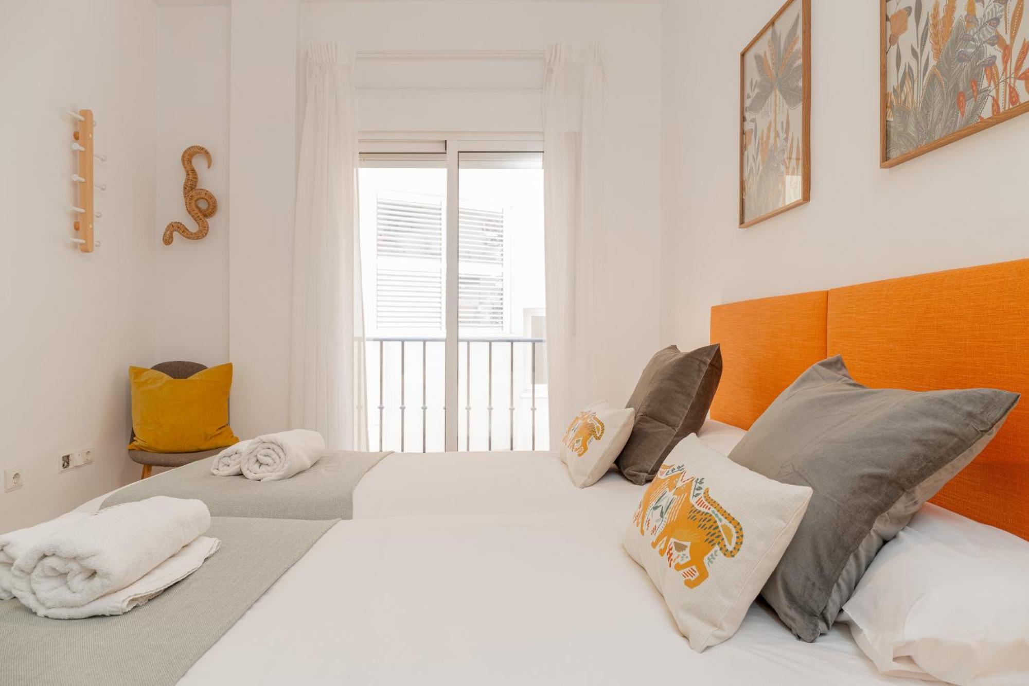 C21 Trendy 2 Bdr & Parking Downtown Apartamento *