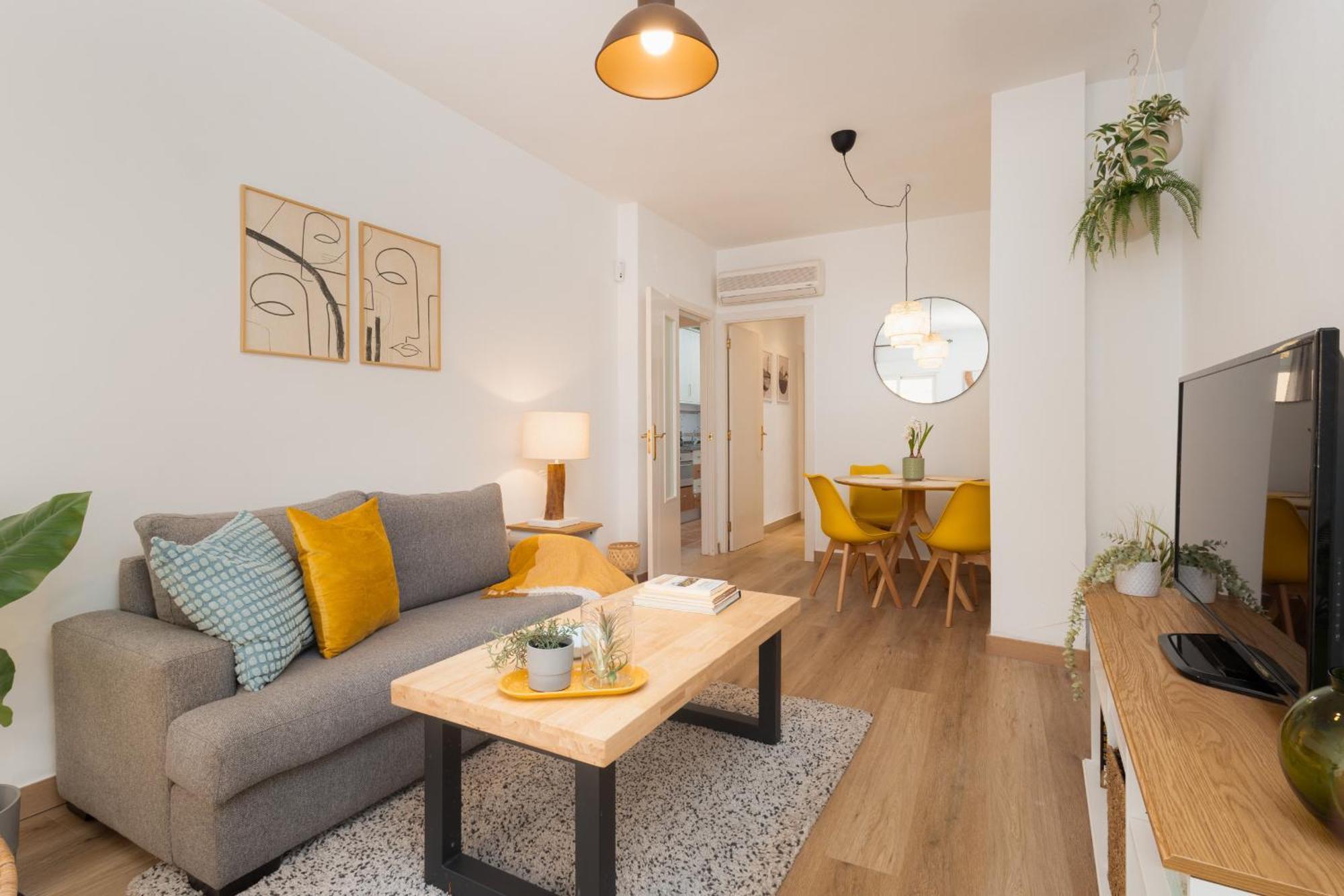 C21 Trendy 2 Bdr & Parking Downtown Apartamento Málaga