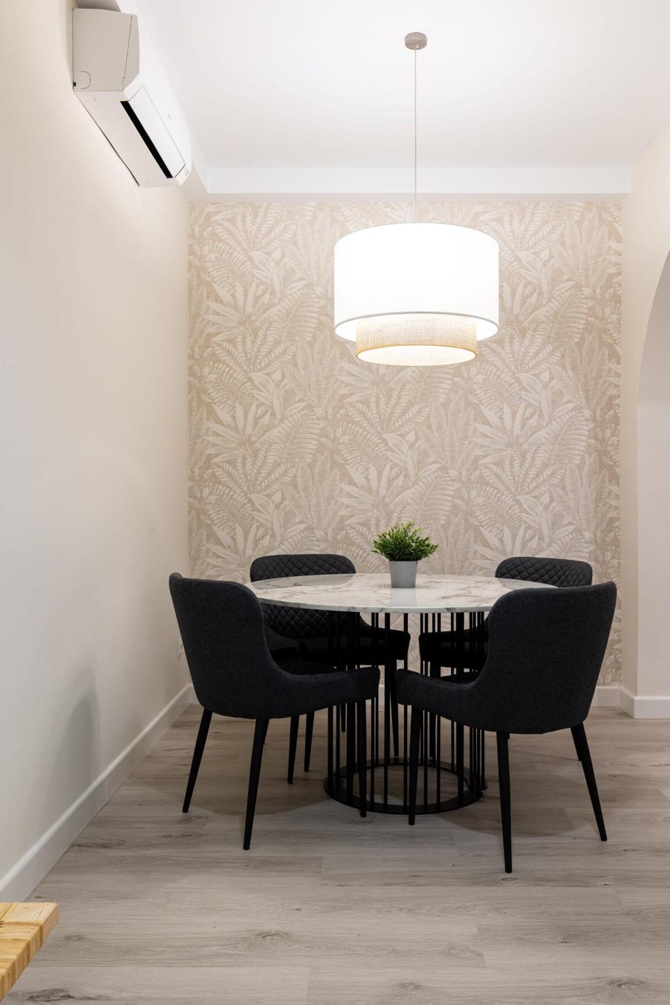 Apartamento Cozy In The Heart Of Málaga