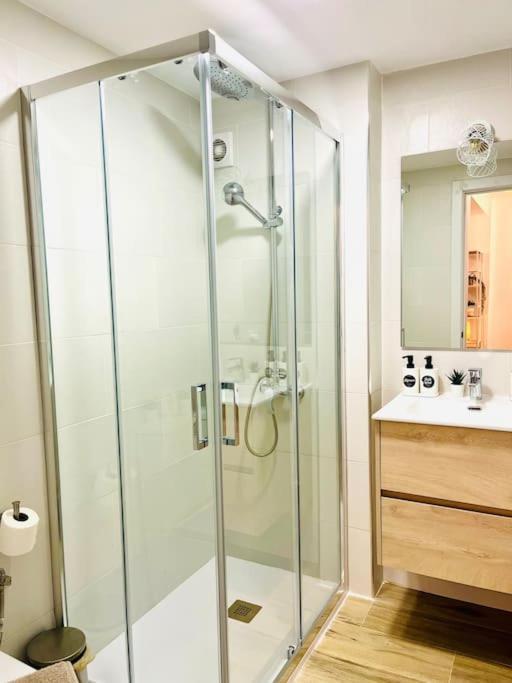 Apartamento New Spacious And Cozy - *