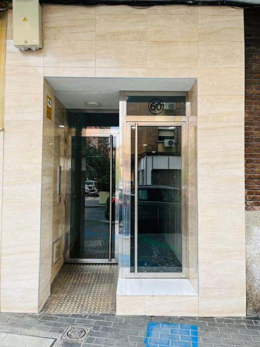 New Spacious And Cozy - Apartamento