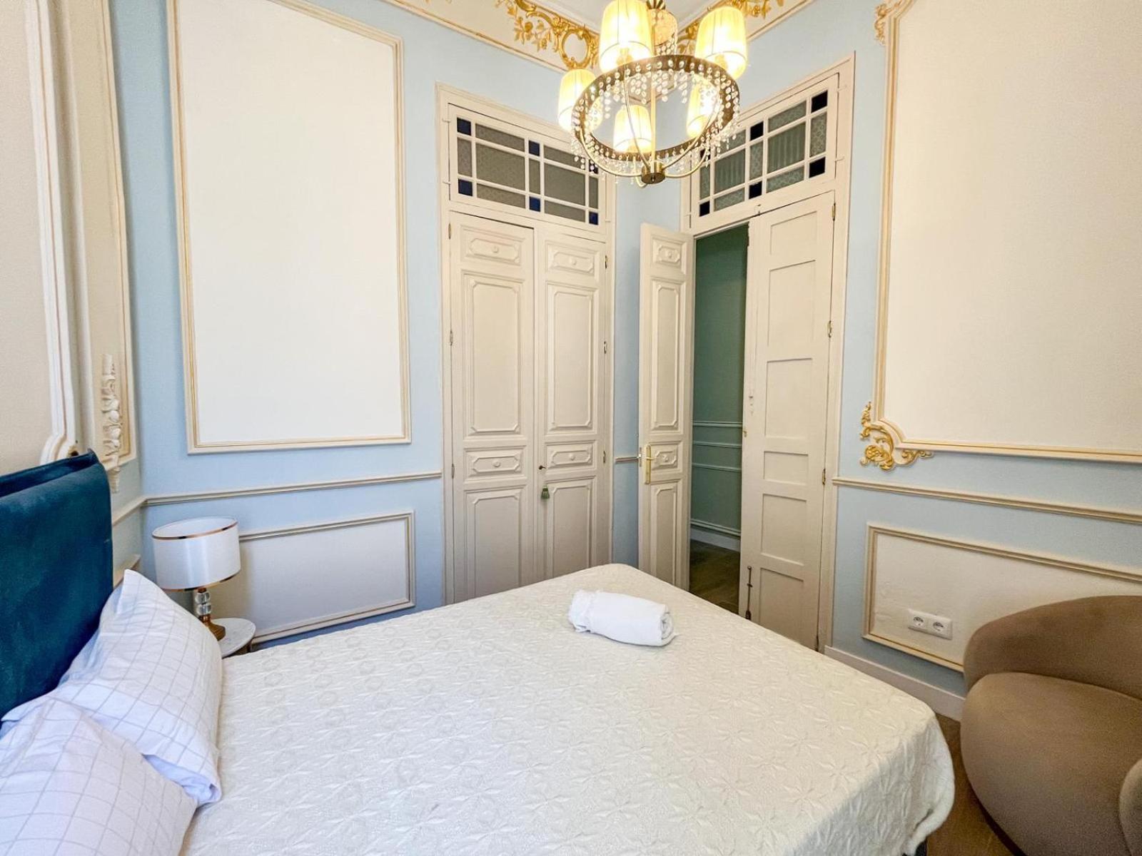 Loles De Cisneros Catedral Apartamento *