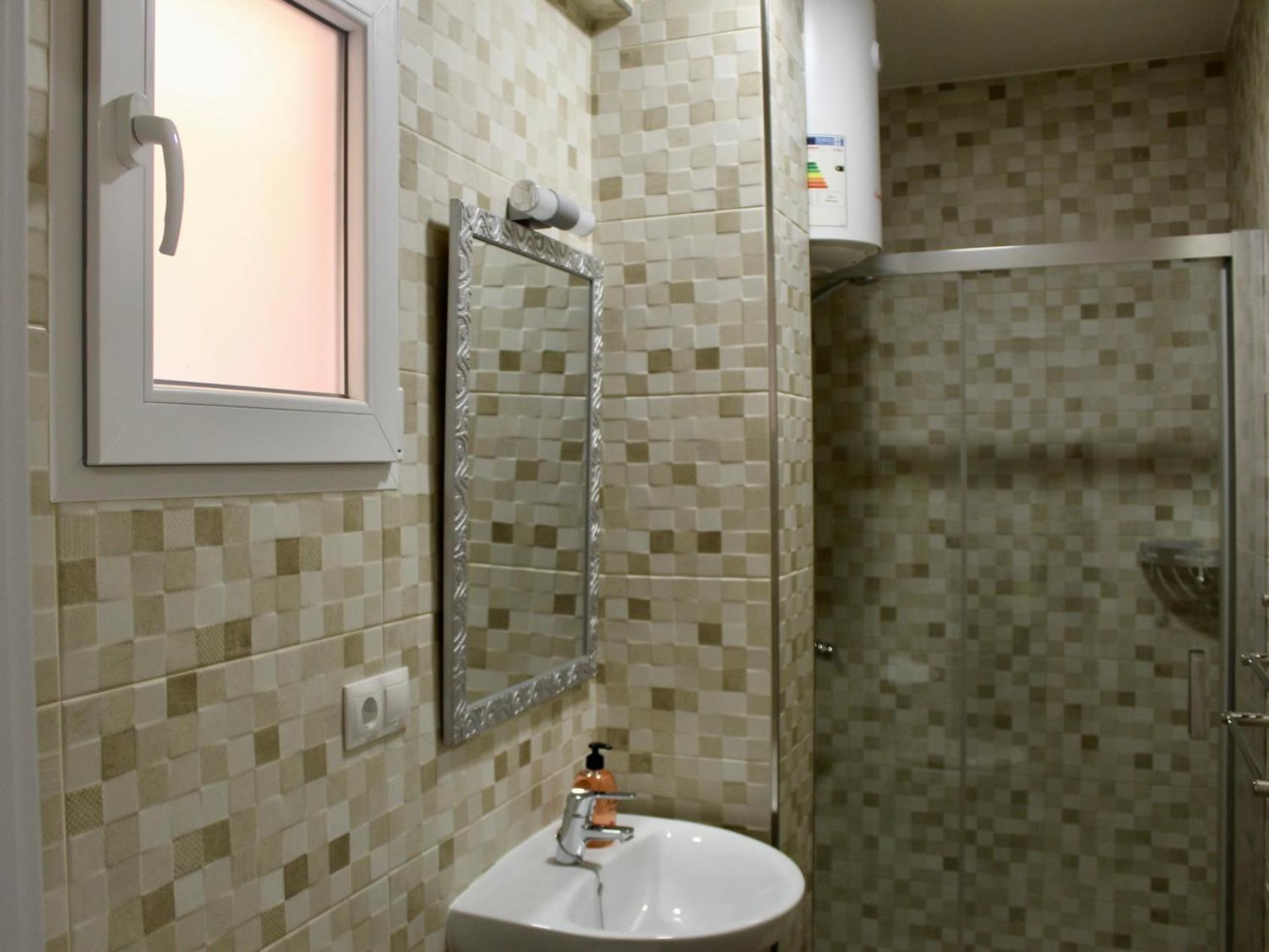 Apartamento Cenacheros House *