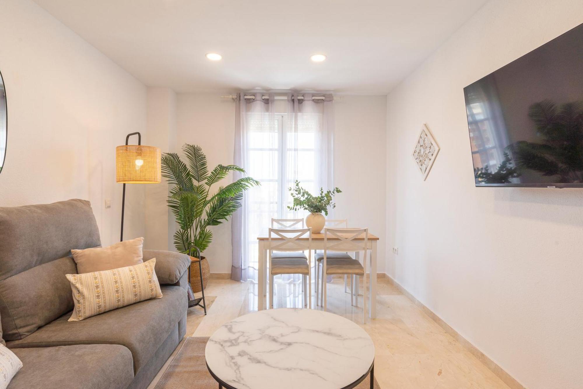 Apartamento Rosaleda & Old Town Balconies By Ele