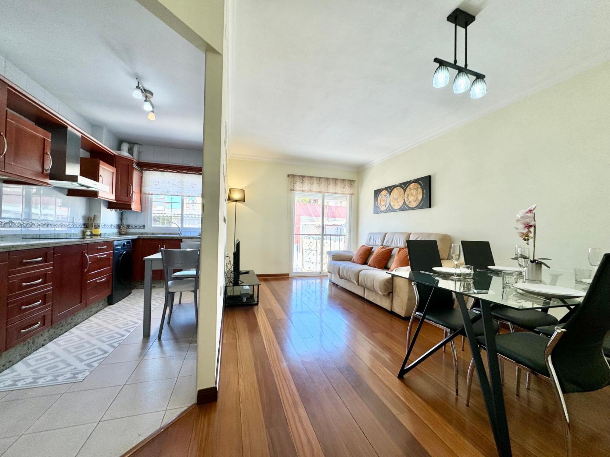 Apartamento Lujoso Piso Centro Aparcamiento Privado, Terraza & Ac *