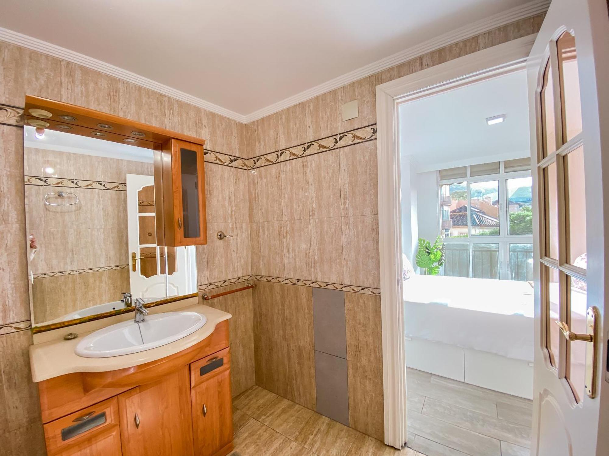 3 Y 3 Baths Y Aparcamiento Catedral * Málaga