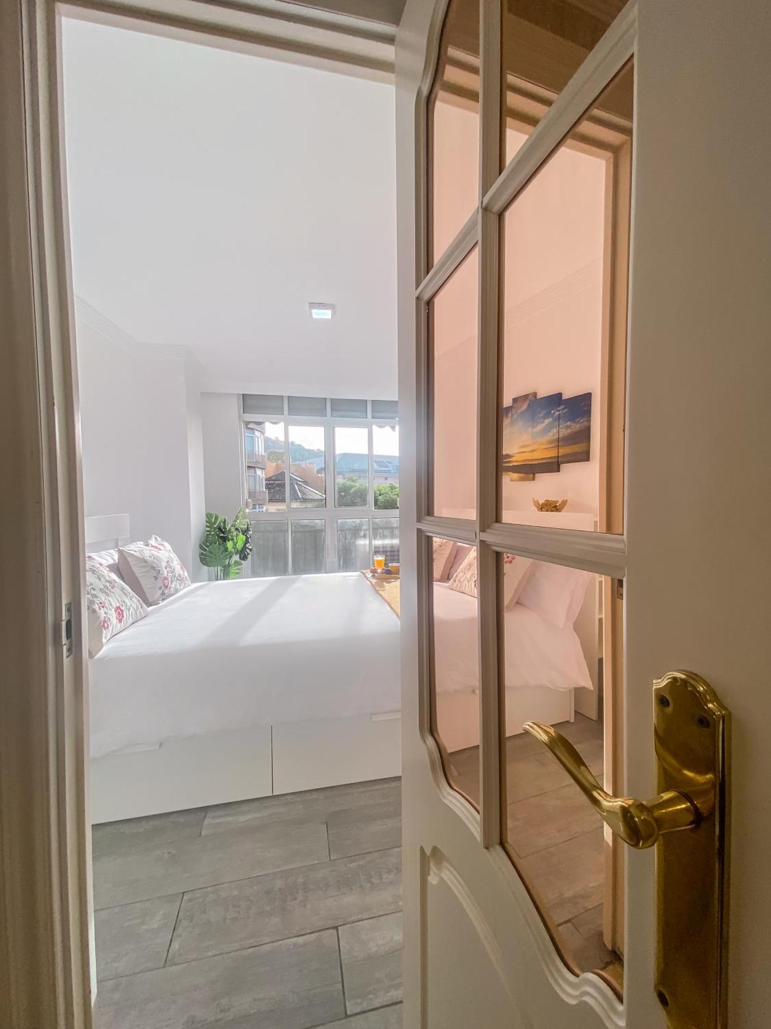 3 Y 3 Baths Y Aparcamiento Catedral Apartamento