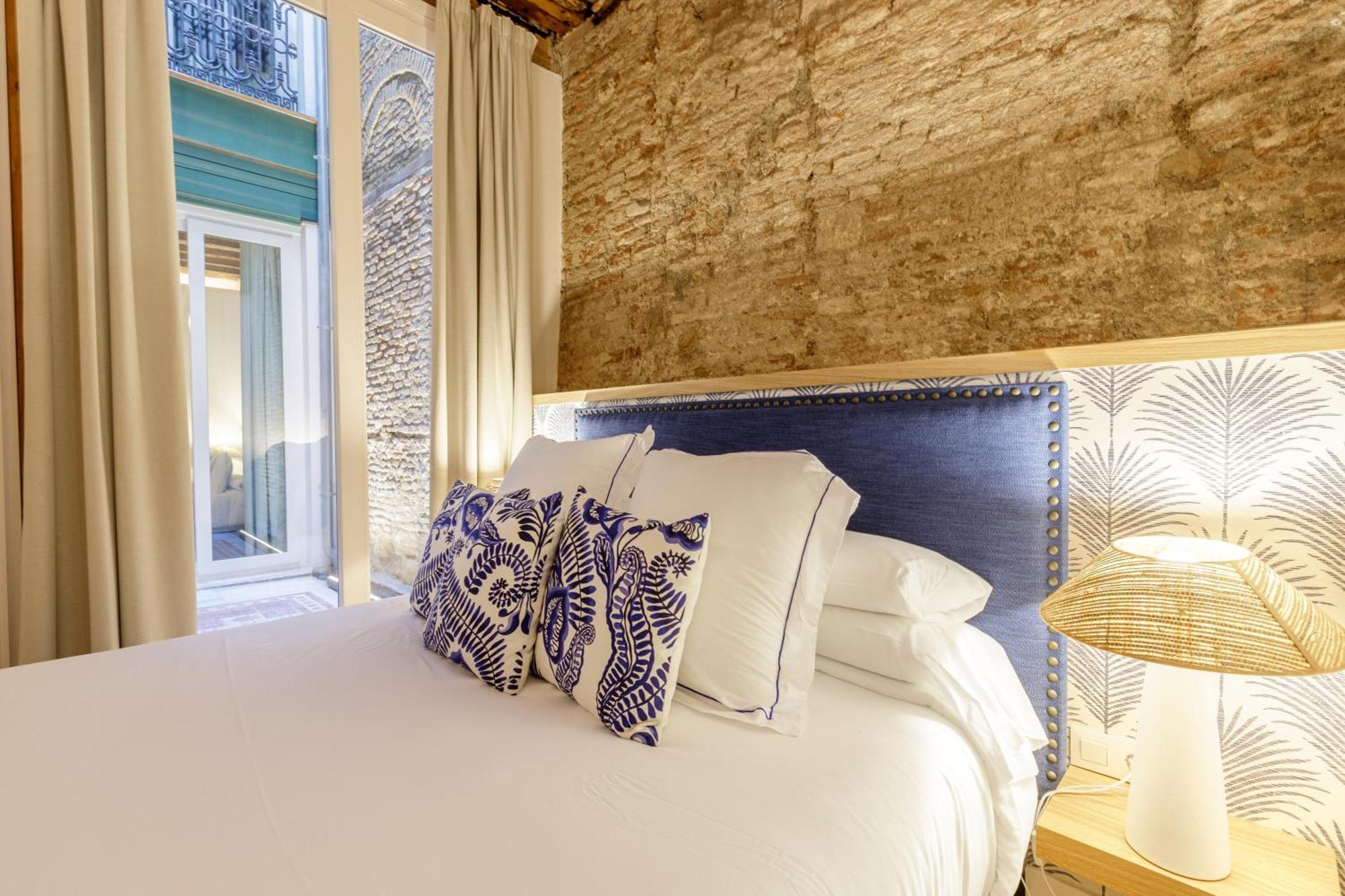 Apartamento Palacio Vegafuente By Caleta Homes
