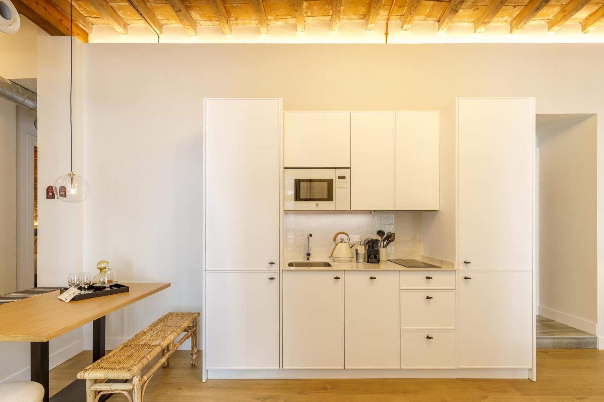 Palacio Vegafuente By Caleta Homes Apartamento