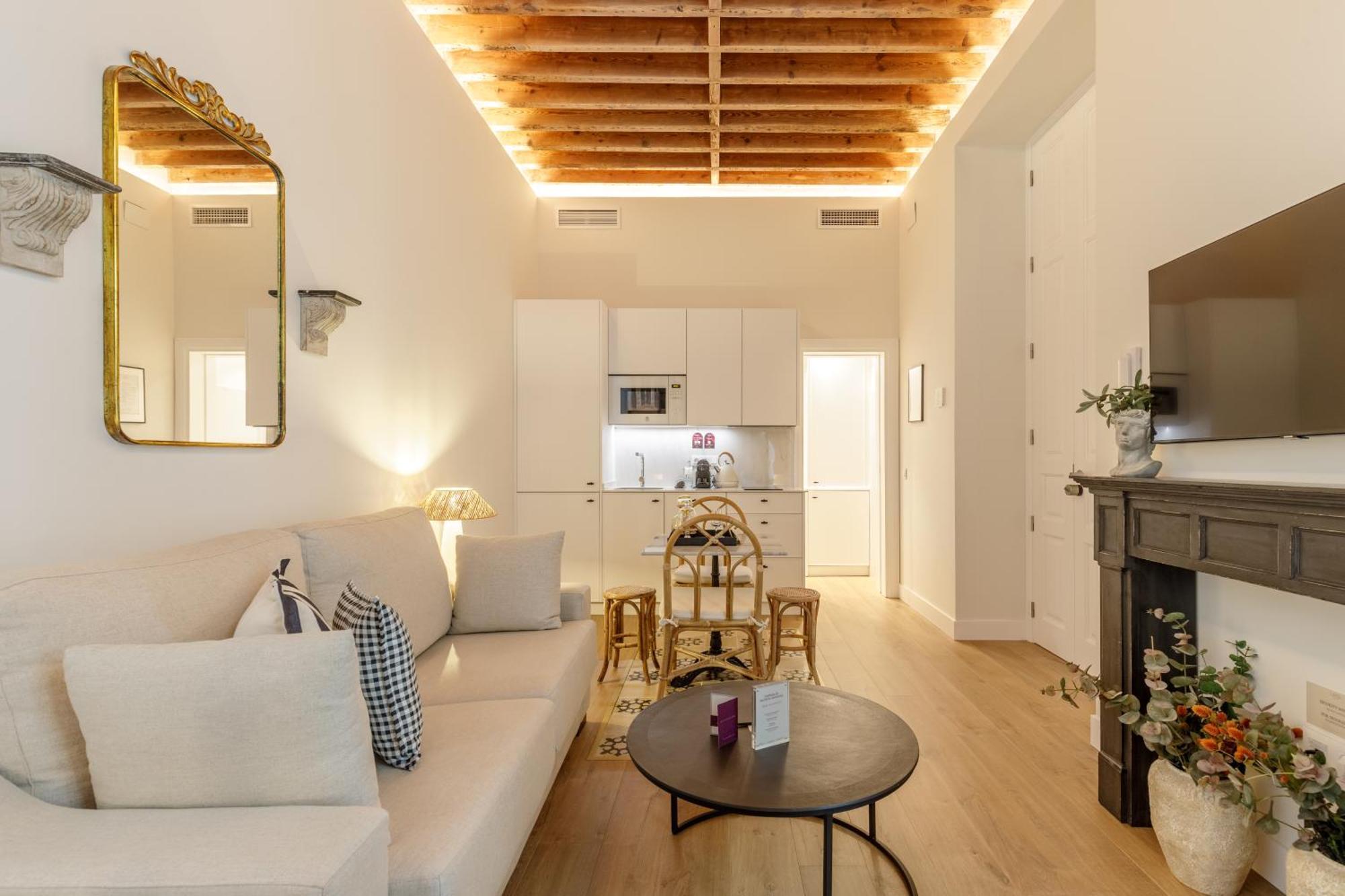 Palacio Vegafuente By Caleta Homes Apartamento *