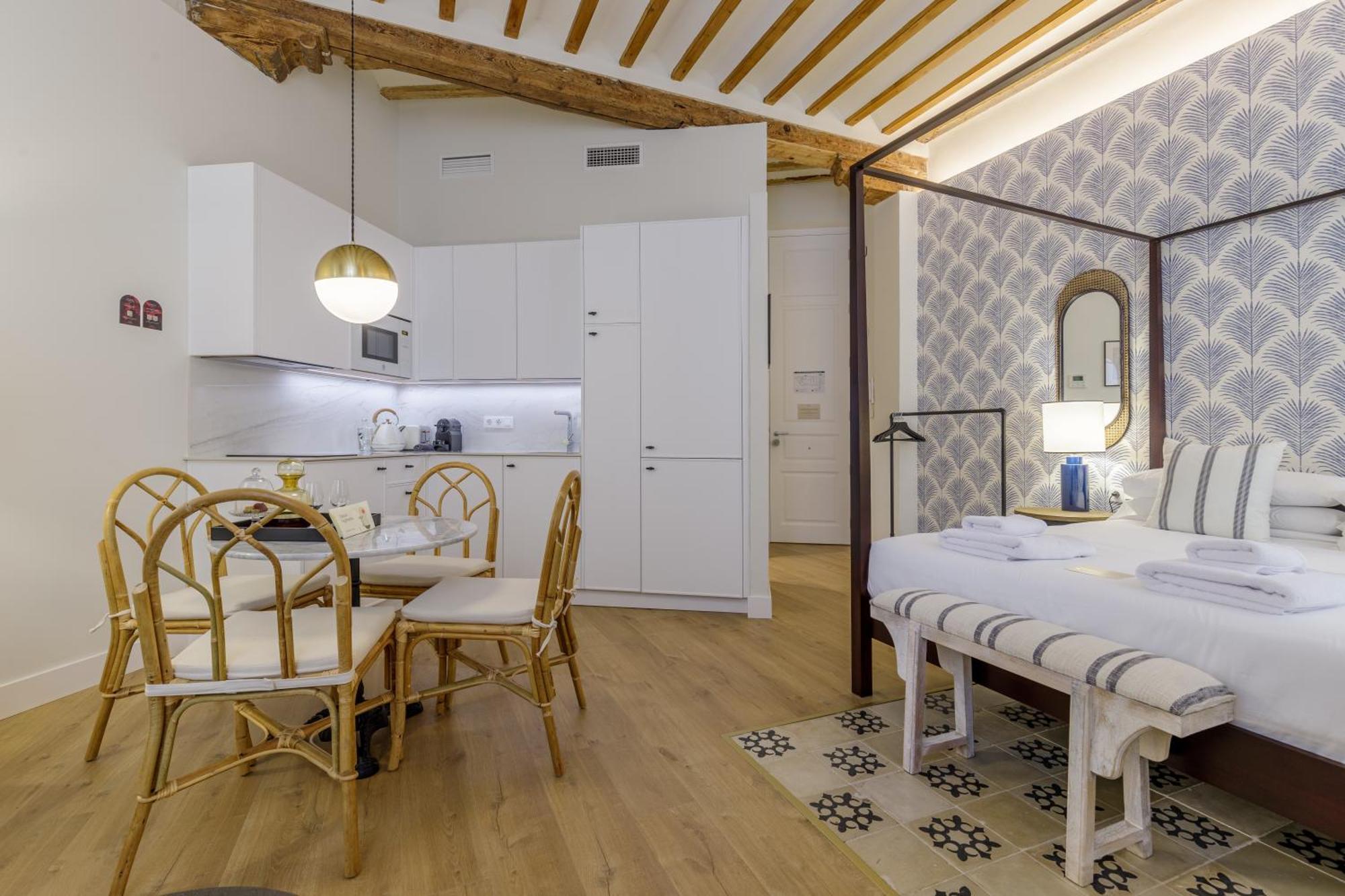 Apartamento Palacio Vegafuente By Caleta Homes Málaga