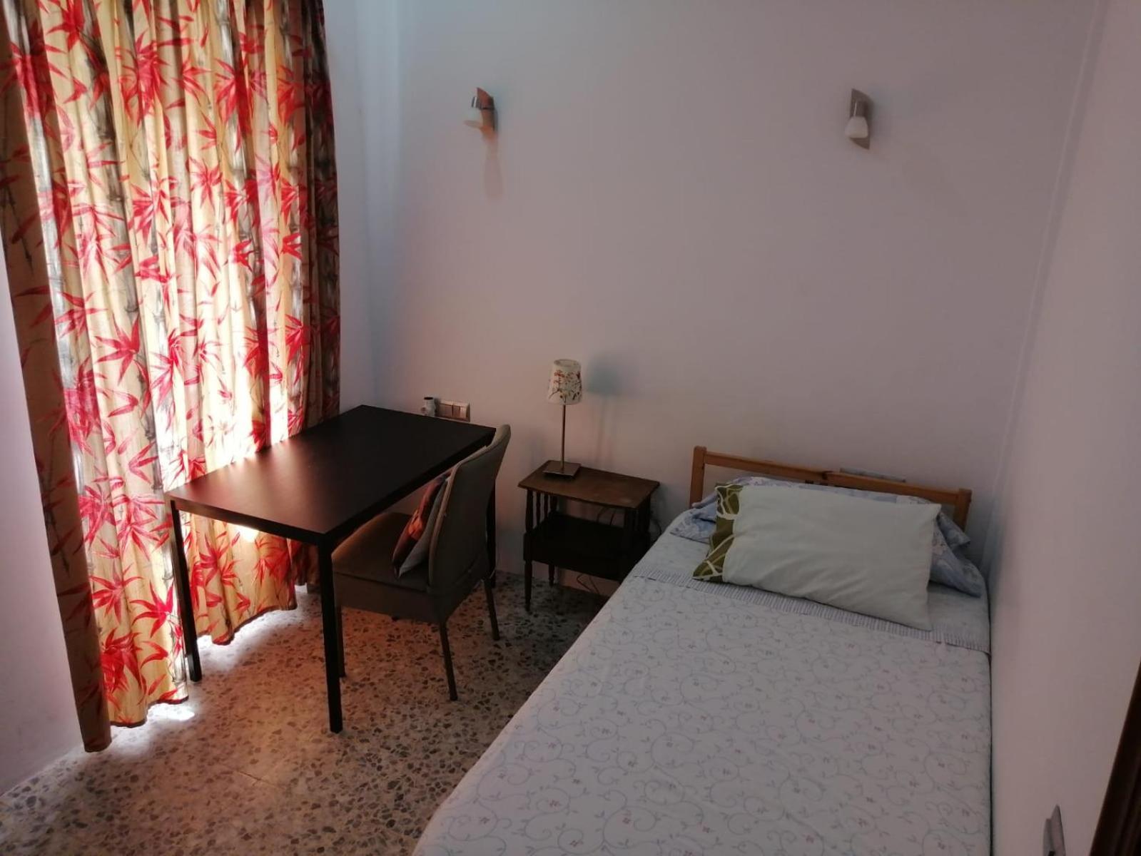 D Preciosa Grande Comoda Wifi Centro Homestay *