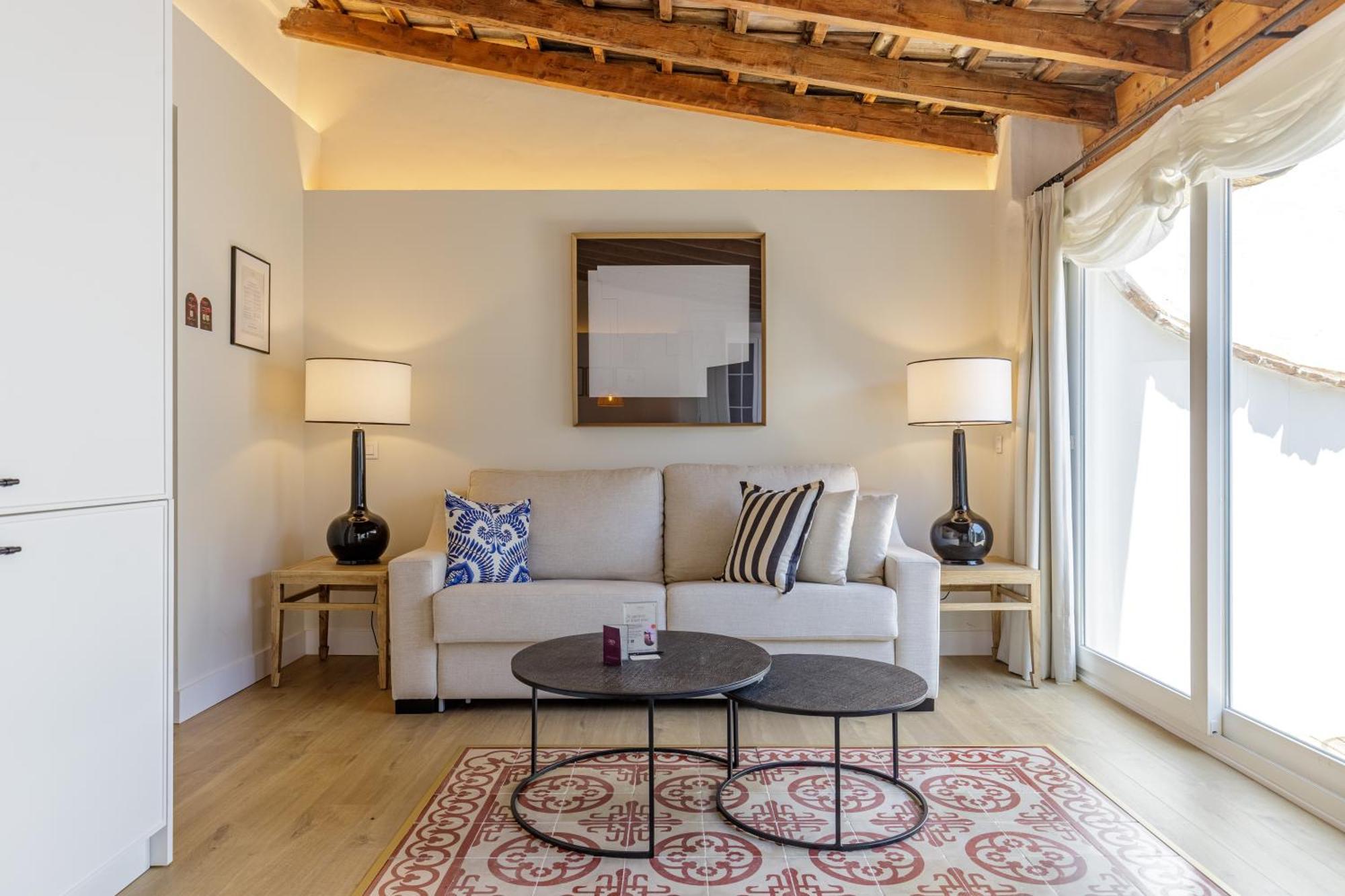 Palacio Vegafuente By Caleta Homes Apartamento *