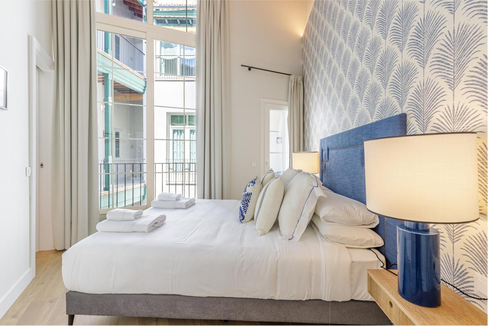 Palacio Vegafuente By Caleta Homes Apartamento