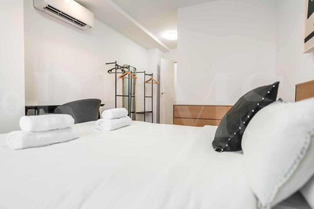 Bright And Modern By Rems Apartamento *