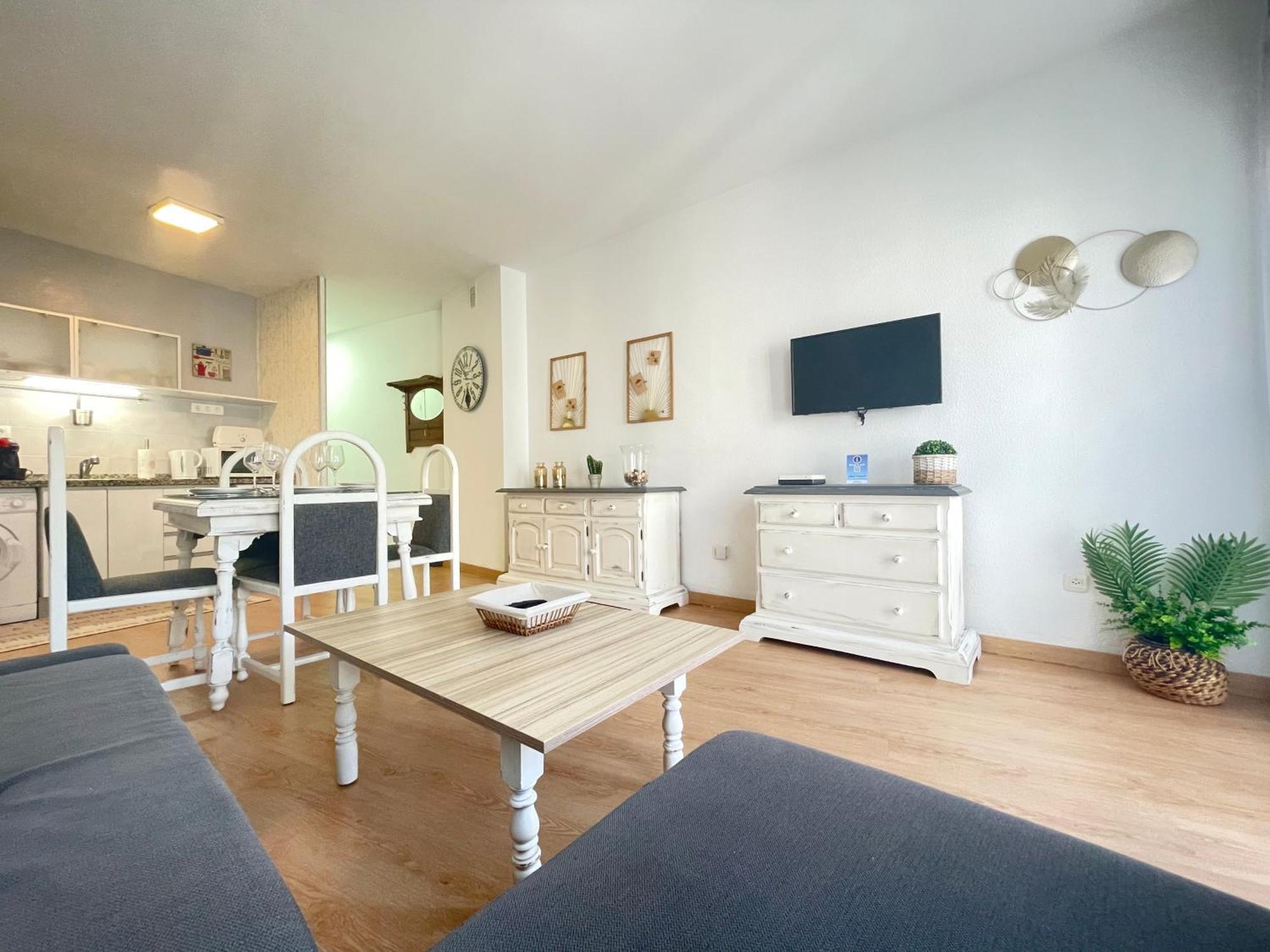 Malagadevacaciones - La Casa De Lola Apartamento Málaga