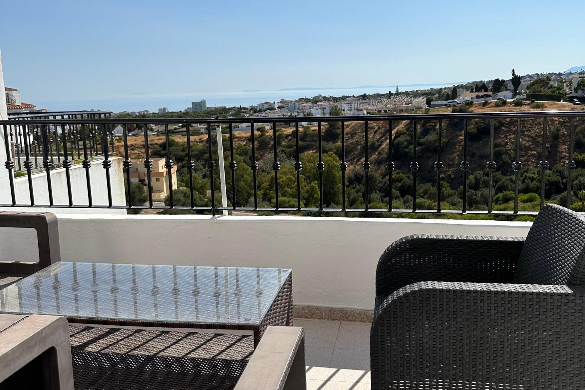 Apartamento Luminoso Atico Duplex Con Vistas Al Mar *