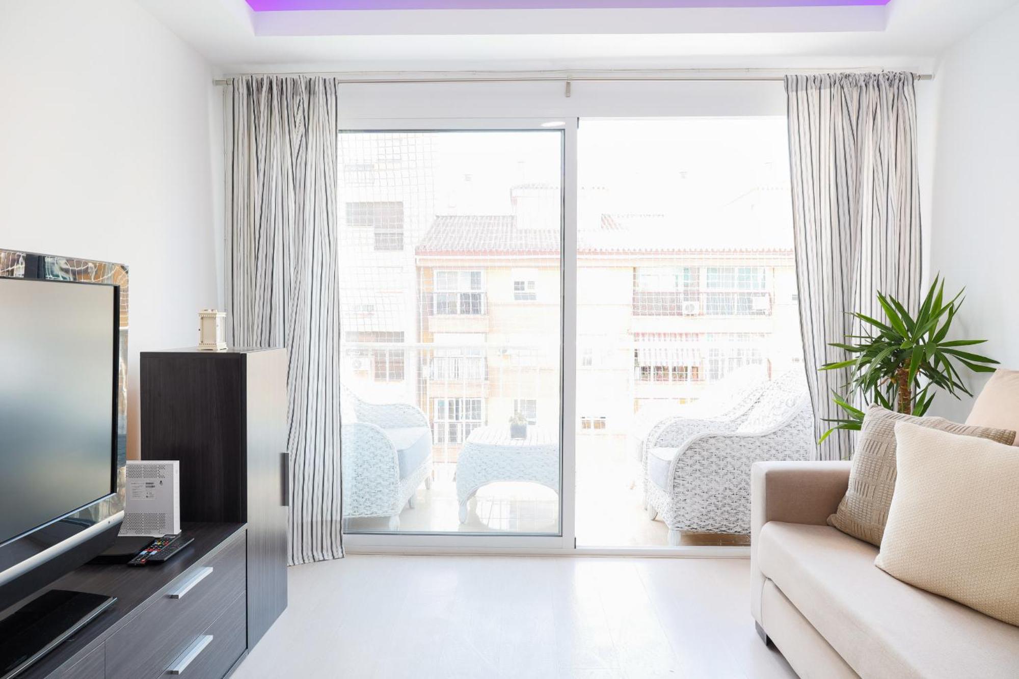 C34 Cosy 4 Bdr Close To Maria Zambrano Malaga