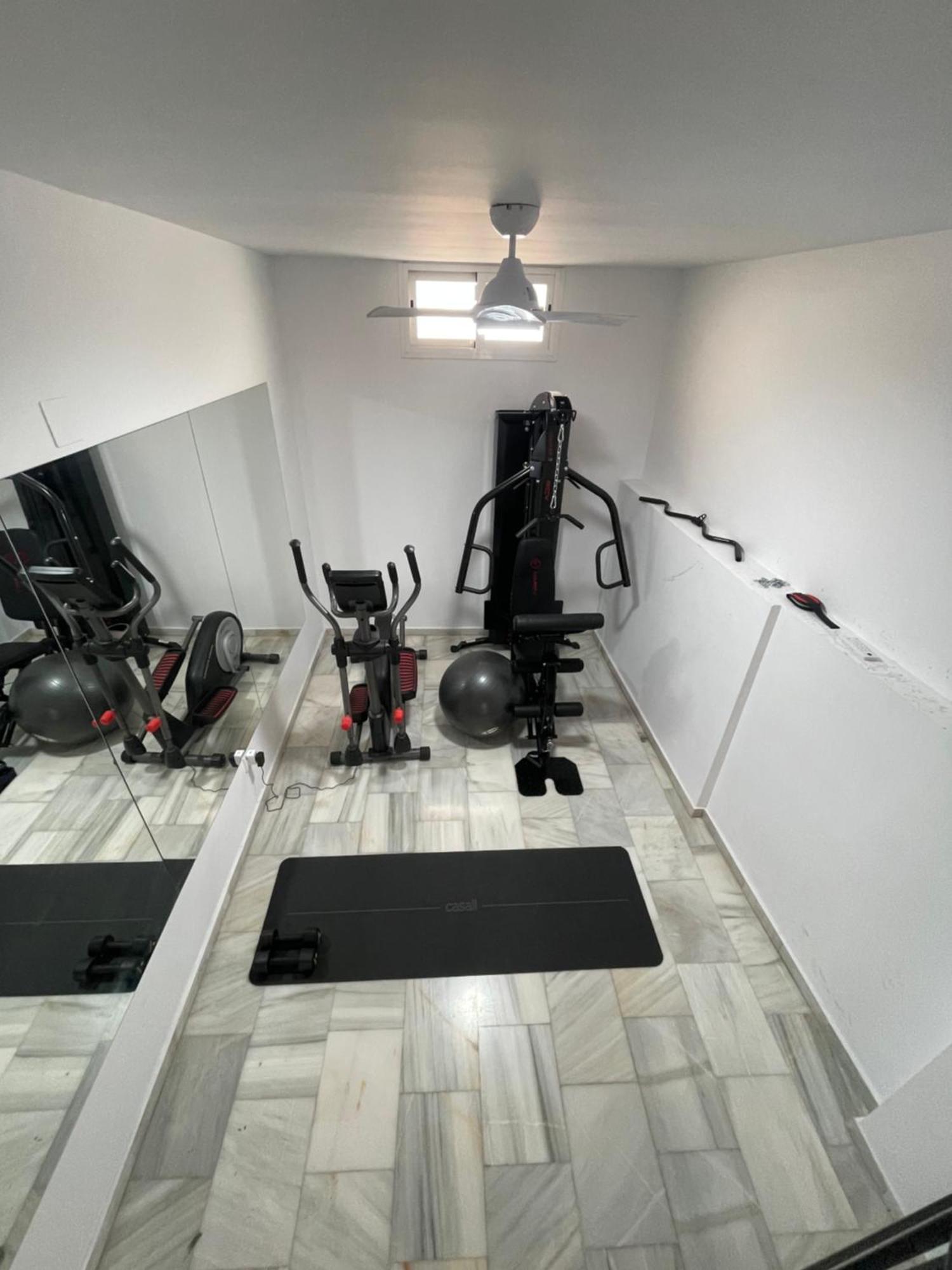 Historical Centre! Private Terrace & Gym-near Public Parking Apartamento