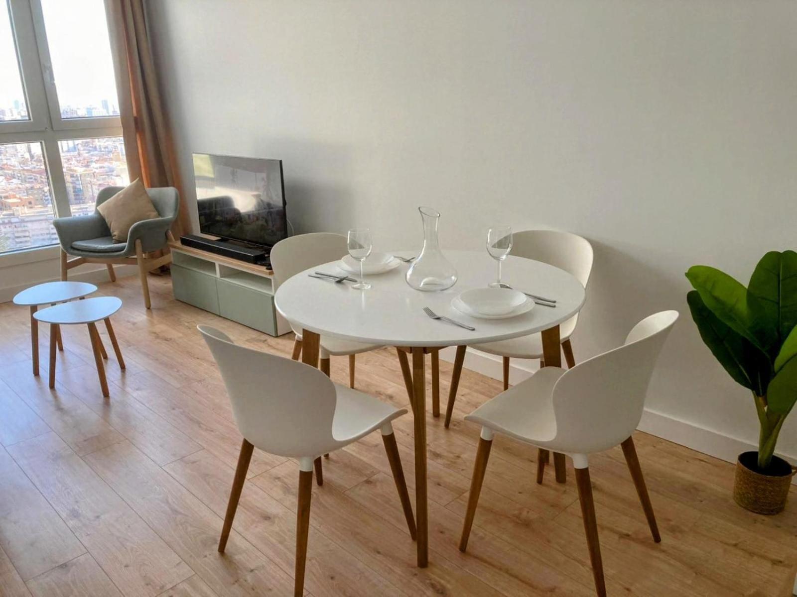 Apartment Happy Travel Urban Sky 25f Malaga