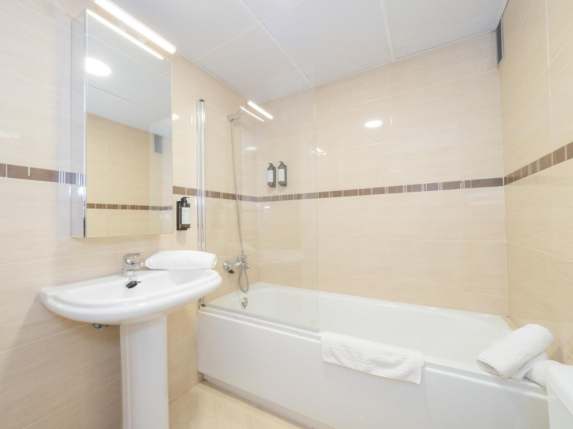 Mshome Gran Casa Rios Rosas Apartamento Málaga